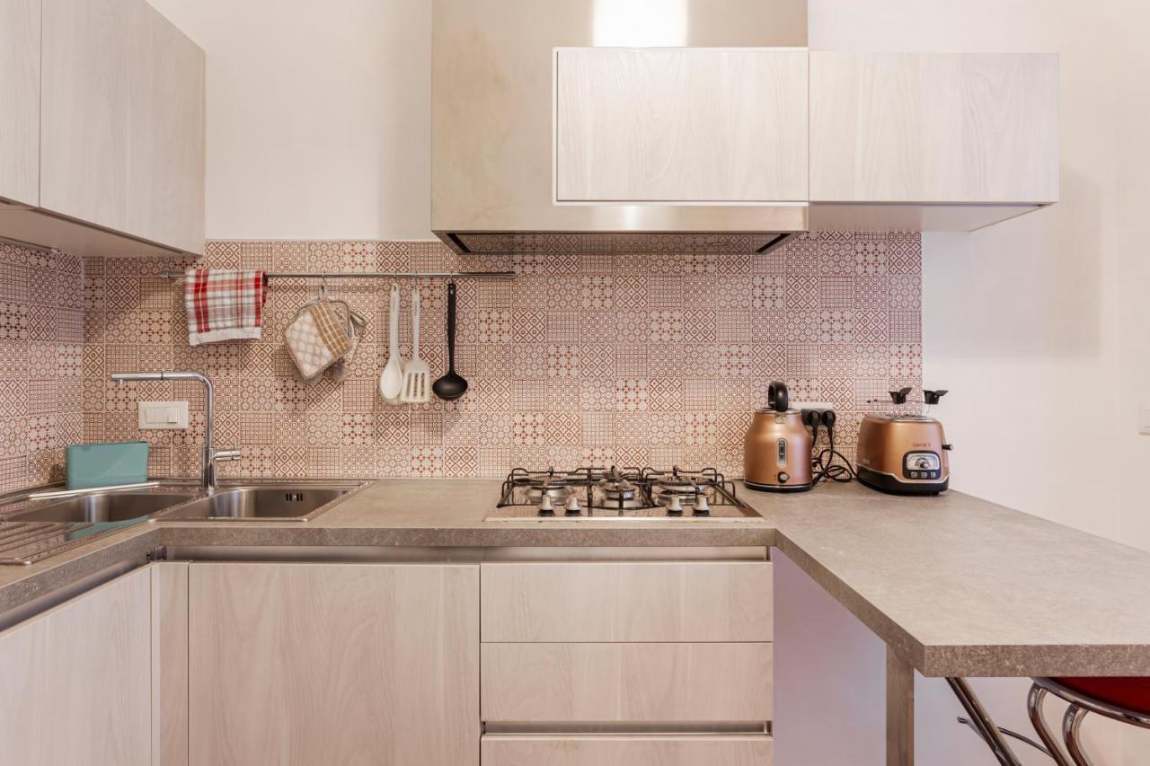 Restayled Chic Apartement- Via Ozieri Mediolan Zewnętrze zdjęcie